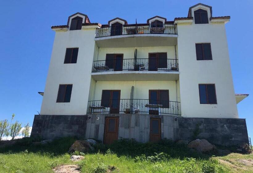 اتاق سوپریور, Noy Land Resort