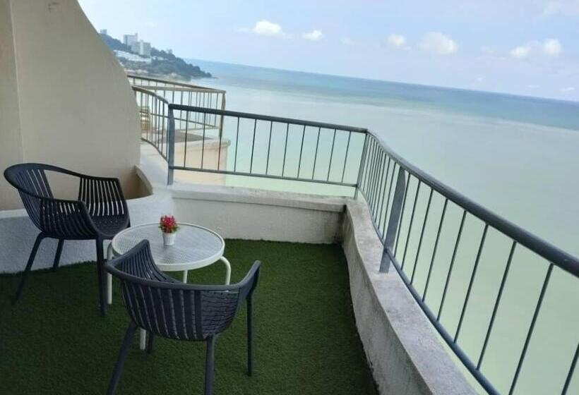 带2个卧室的套房, Beachfront Sea View Penang