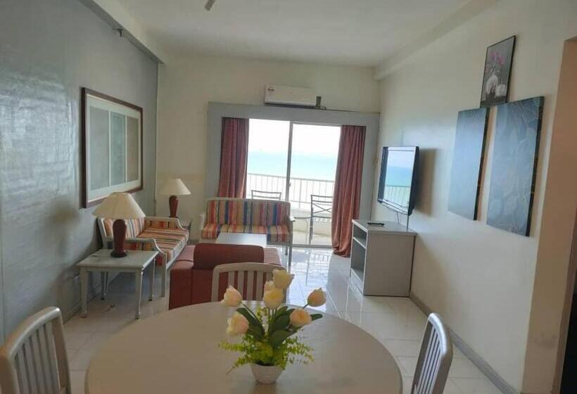 带2个卧室的套房, Beachfront Sea View Penang