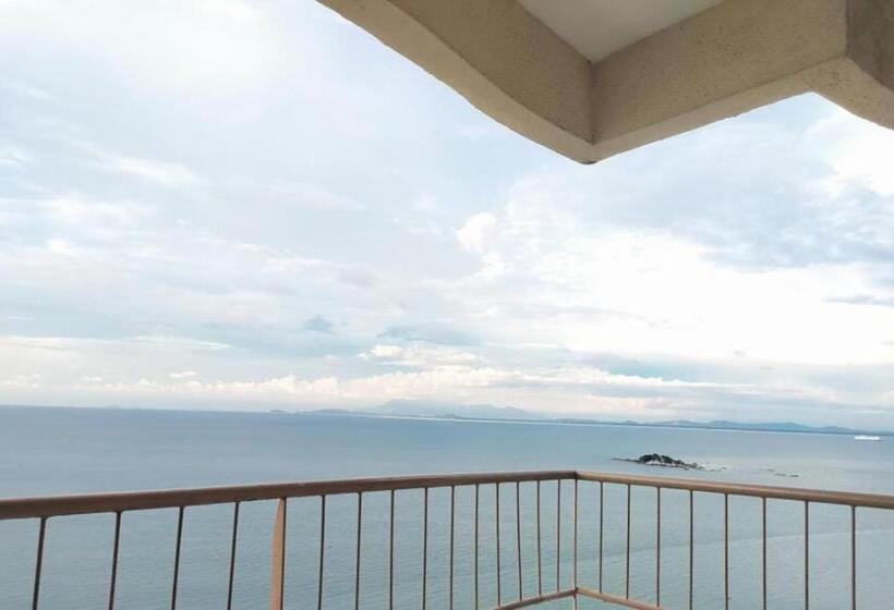 جناح, Beachfront Sea View Penang