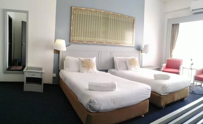 جناح, Beachfront Sea View Penang