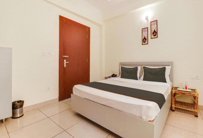 غرفة قياسية, Collection O Hotel Royal Taj