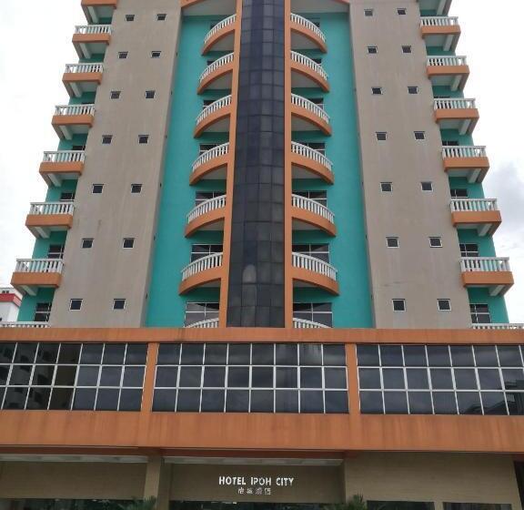 חדר משפחתי, Ipoh City