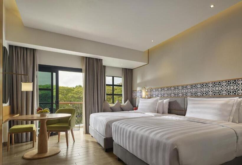 اتاق لوکس خانوادگی, Parkroyal A Famosa Melaka Resort