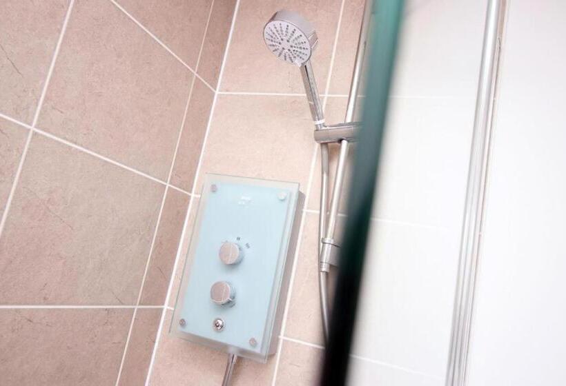 خانه 1 خوابه, Free Wifi | Parking Access | 3br