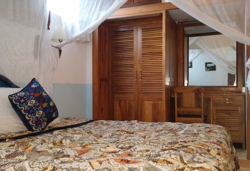 سوییت, Aahh Bali Bed And Breakfast