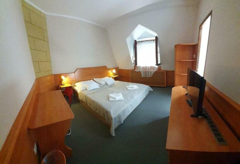 חדר סטנדרט, Delanta Panzio