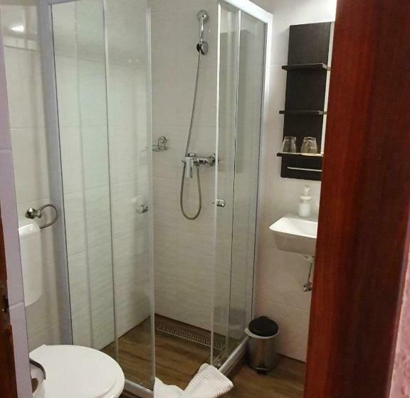 スタンダードルーム, Delanta Panzio