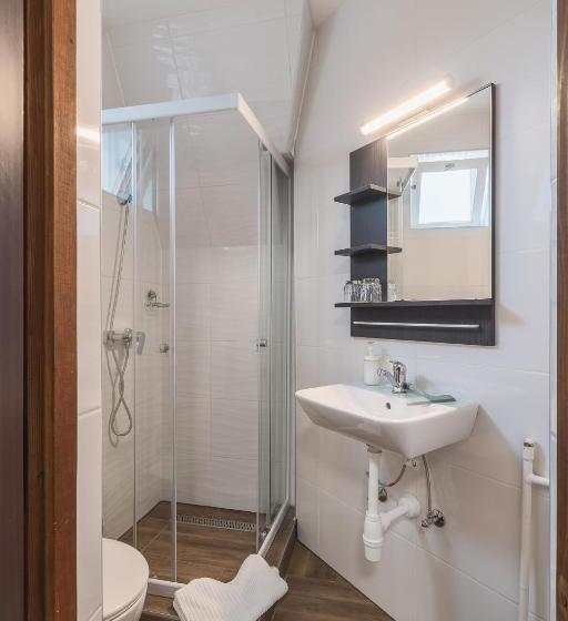 חדר סטנדרט, Delanta Panzio