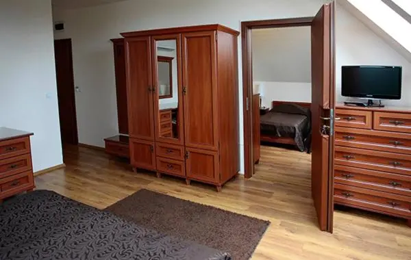 Perhehuone, Brill Hotel Békéscsaba