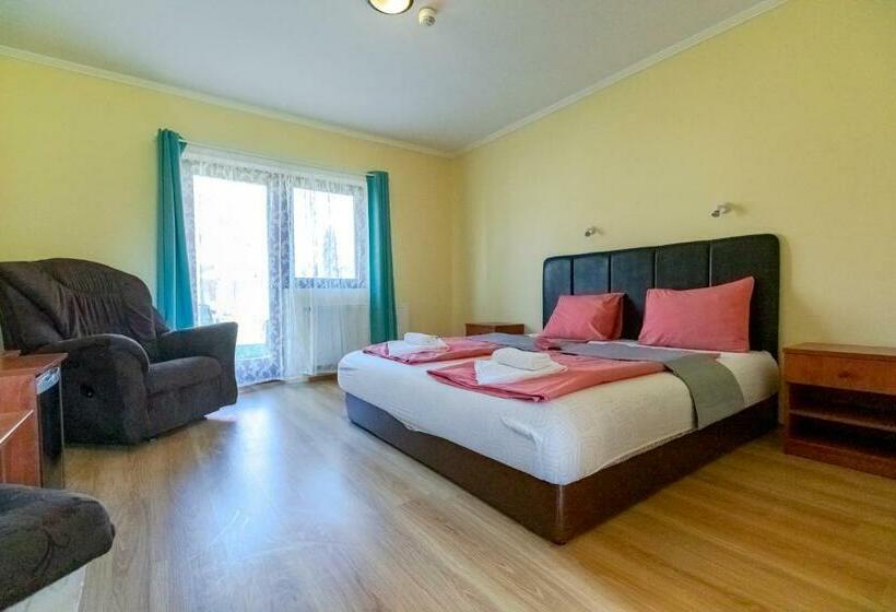 스탠다드 발코니 룸, Boni Családi Wellness