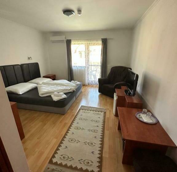 스탠다드 발코니 룸, Boni Családi Wellness