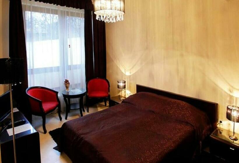 غرفة قياسية, Brill Hotel Békéscsaba