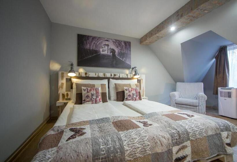 스탠다드 룸, Carpe Diem