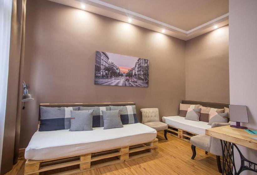 4인용 스탠다드 룸, Carpe Diem