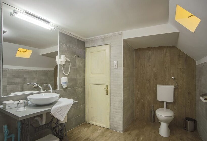 스탠다드 룸, Carpe Diem