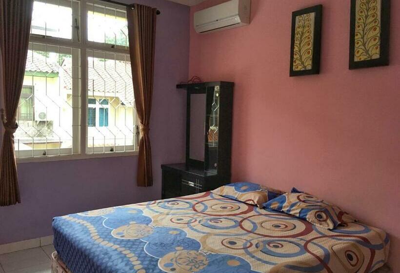 스탠다드 룸 공동 욕실, Cendana Mulia Hostel Bogor