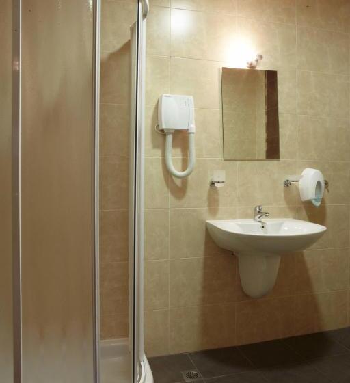 חדר משפחתי, Eco Complex Smilyan