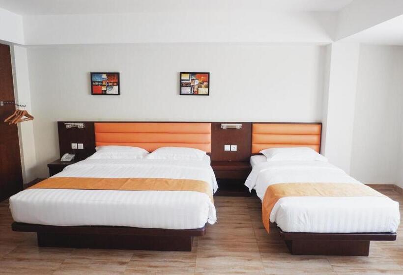 家庭间, Hans Inn Batam