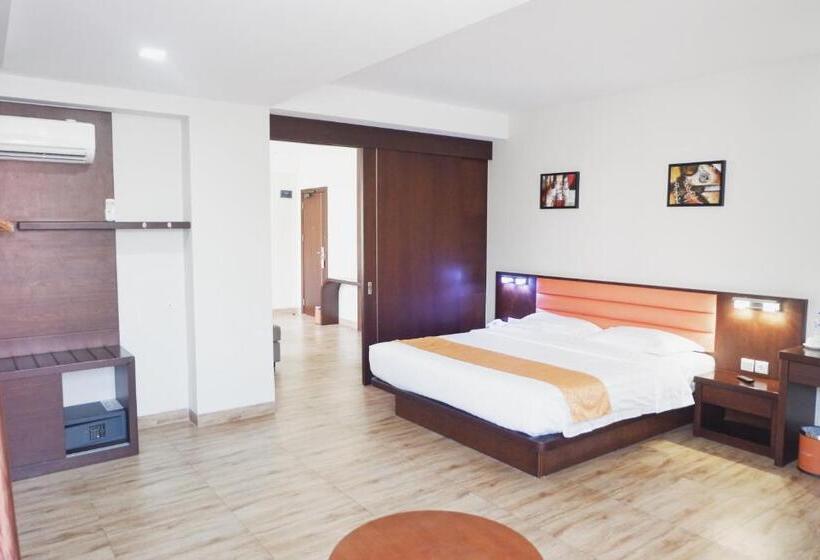 带阳台套房, Hans Inn Batam