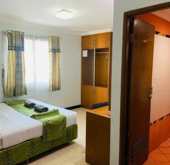 Quarto deluxe, Karsa Utama