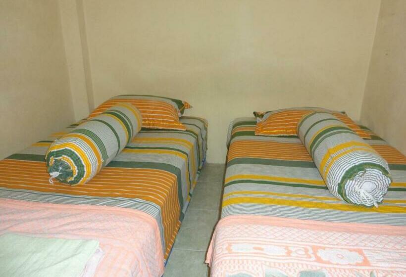 经济房, Musafir Inn