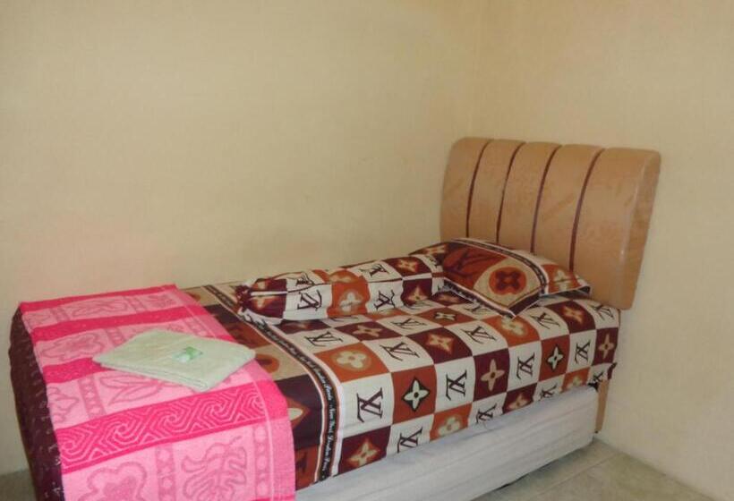 标准单人间, Musafir Inn