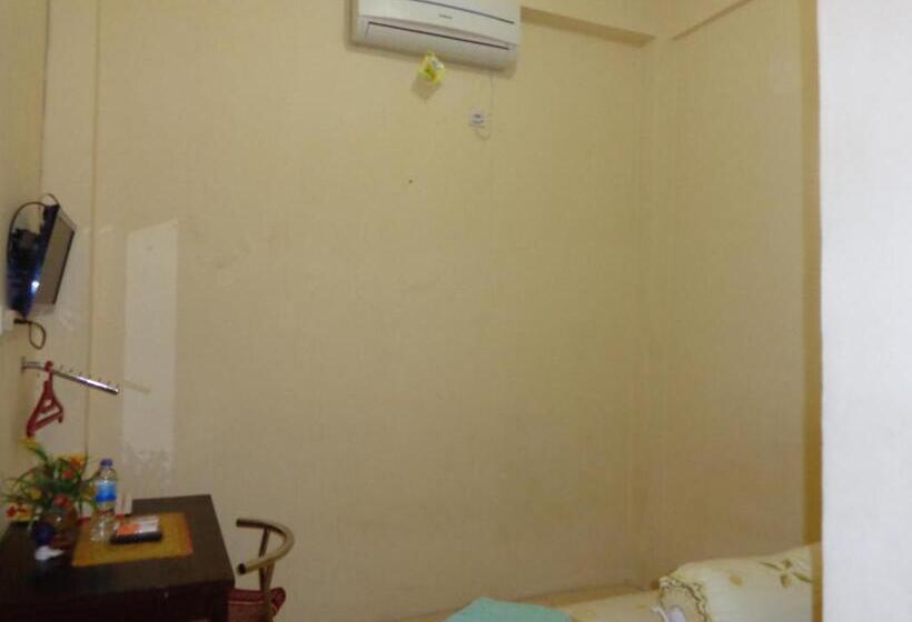 标准单人间, Musafir Inn