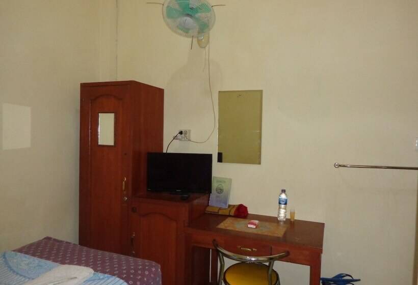 单人经济间, Musafir Inn