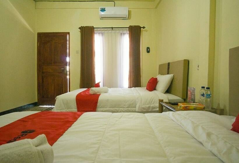 Номер Стандарт, Reddoorz @ Mawun Street Kuta