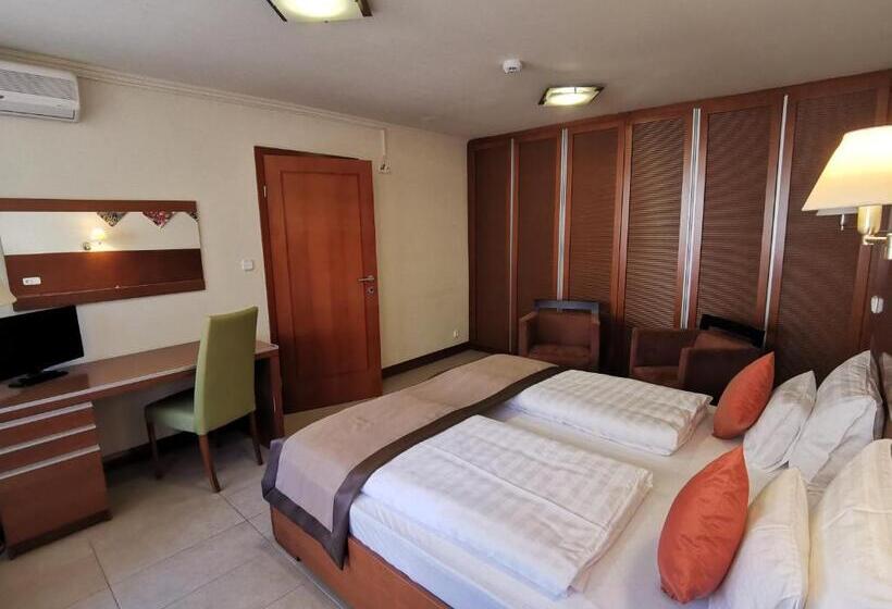 Апартаменты 1 Спальня, Villa Pax