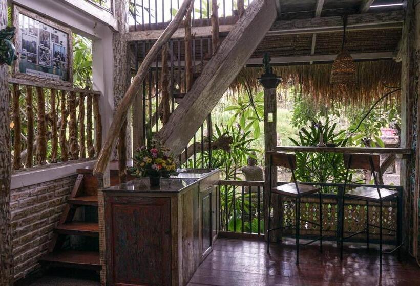 בקתה סטנדרטית, Kts Balinese Villas