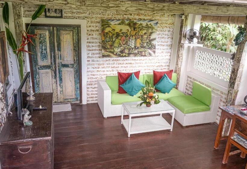 בקתה סטנדרטית, Kts Balinese Villas