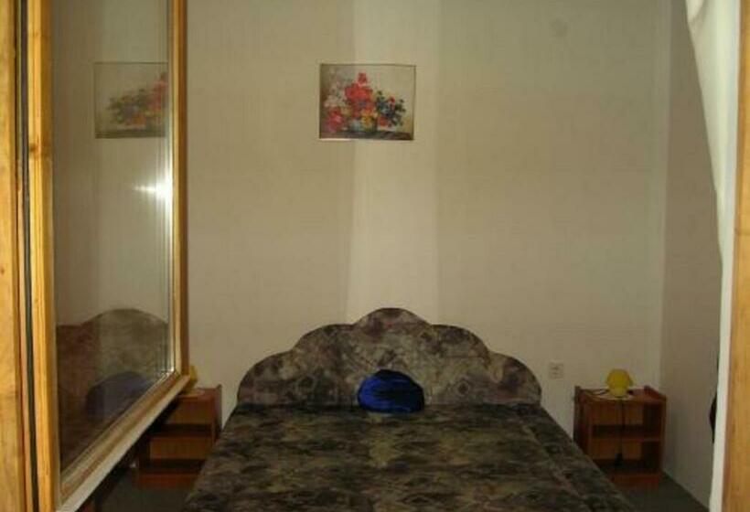 חדר סטנדרט, Szigeti B&b