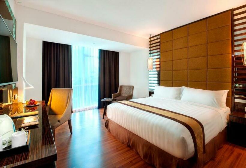 חדר דלוקס, The Atrium Hotel & Resort Yogyakarta