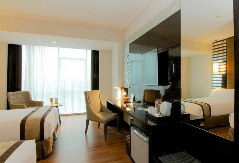 חדר דלוקס, The Atrium Hotel & Resort Yogyakarta