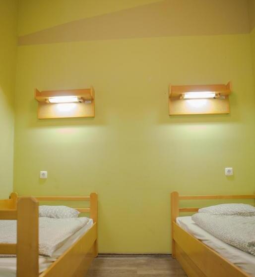 اتاق استاندارد, Treestyle Hostel