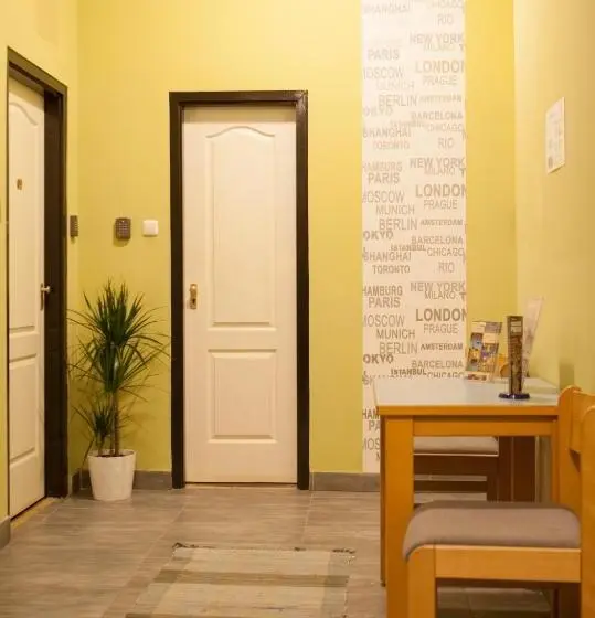 4 Bett Standardzimmer, Treestyle Hostel