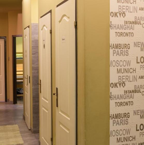 اتاق استاندارد یک نفره, Treestyle Hostel