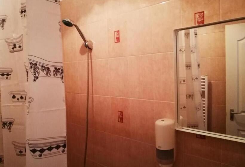 آپارتمان 2 خوابه, Treestyle Hostel