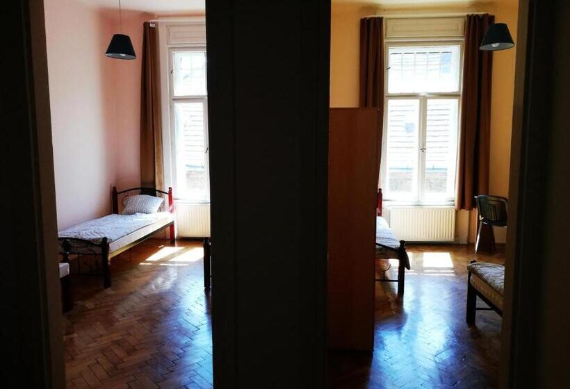 آپارتمان 2 خوابه, Treestyle Hostel