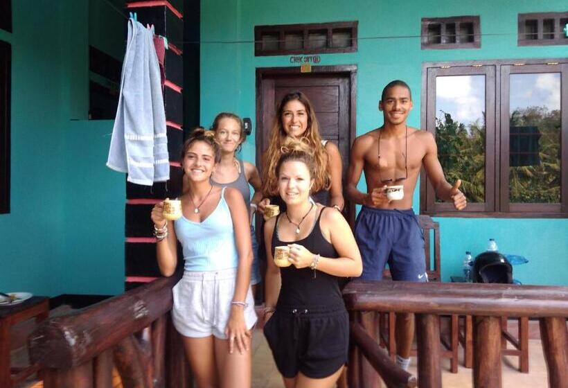 豪华三人间, Breeze Hostel