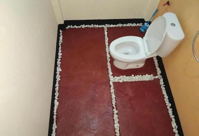 豪华三人间, Breeze Hostel