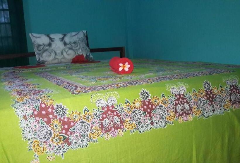 اتاق لوکس, Breeze Hostel