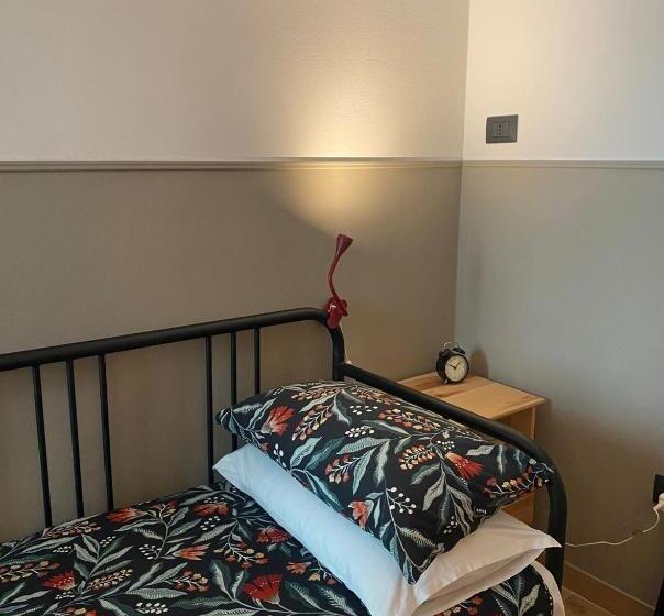 اتاق استاندارد یک نفره, B&b Antico Fienile