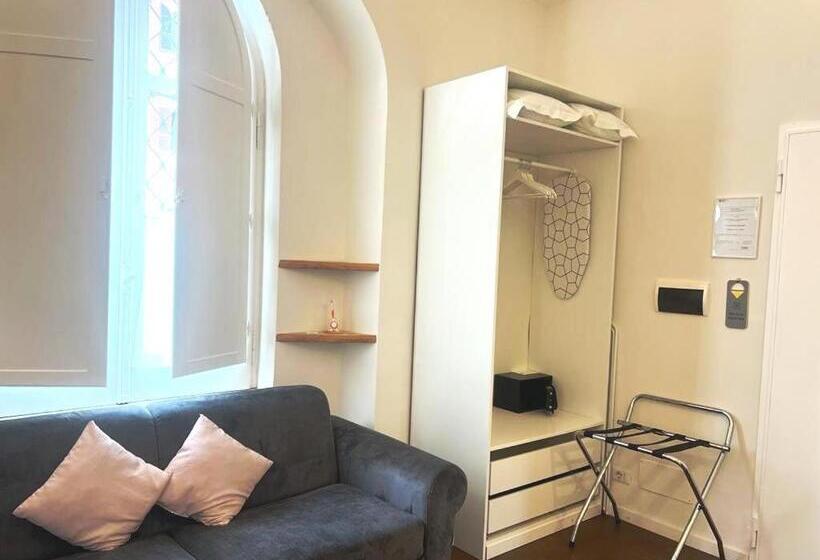 חדר סופריור לארבעה, Eccelso Suites