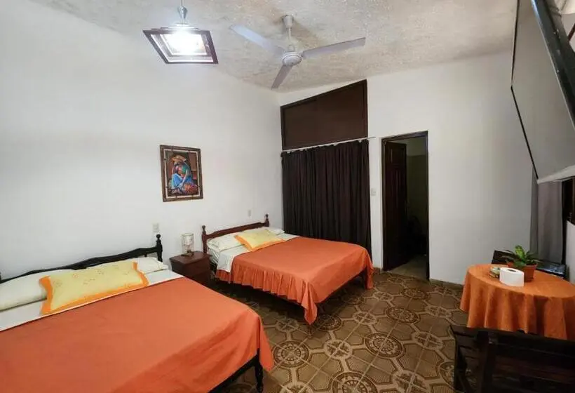 اتاق سوپریور خانوادگی, Hostal Bolivia En Yacuiba