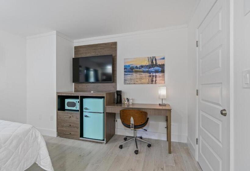 标准工作室, Fin S Inn