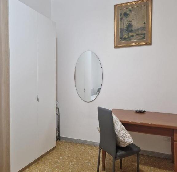 اتاق اکونومی, Corneliaguesthouse