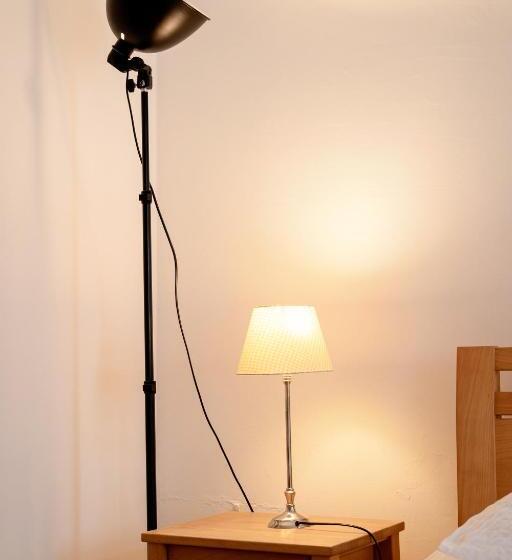 标准间, Goldenes Schiff